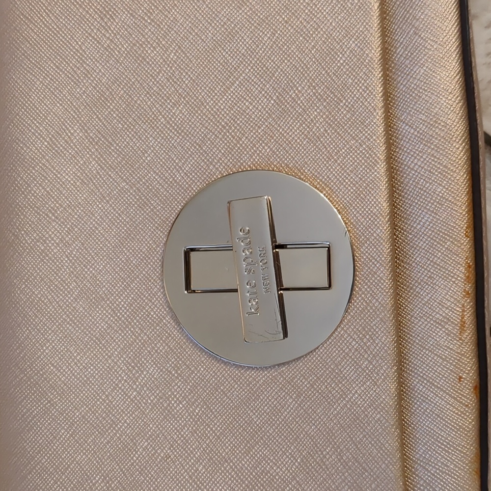Kate Spade Newbury Lane Sally Crossbody- Rosegold - Picture 2 of 10